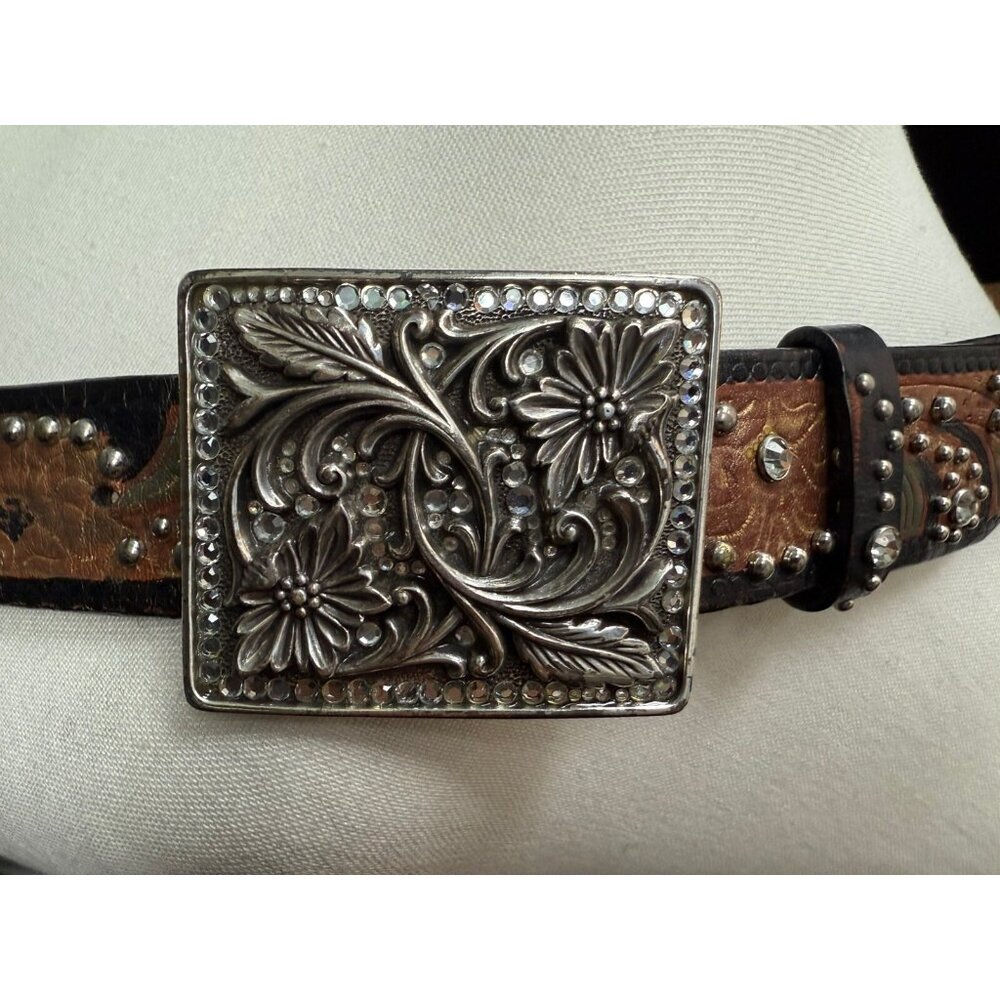 NACONA Brown Leather Belt N3464697 40-46 Inch Statement Rhinestones Hand Painted